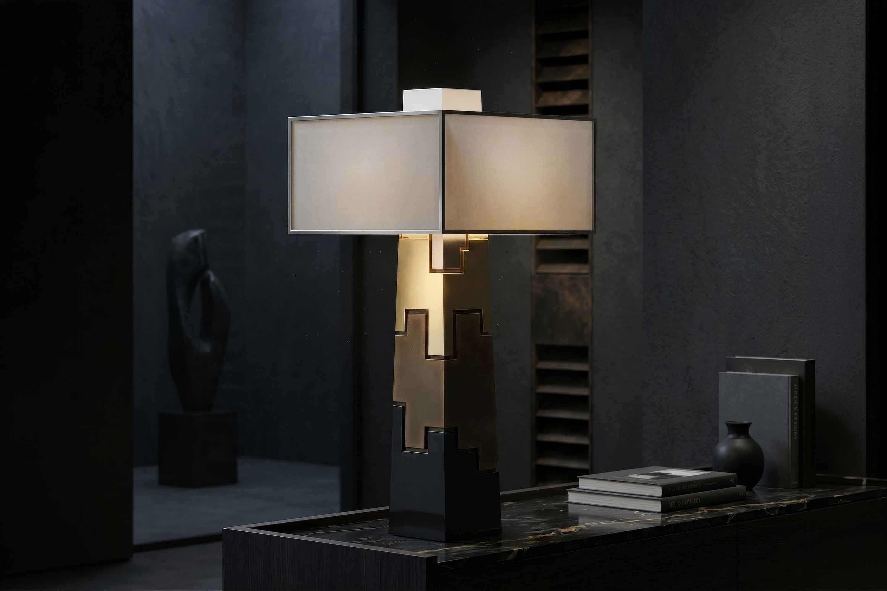 Fragmin Table Lamp